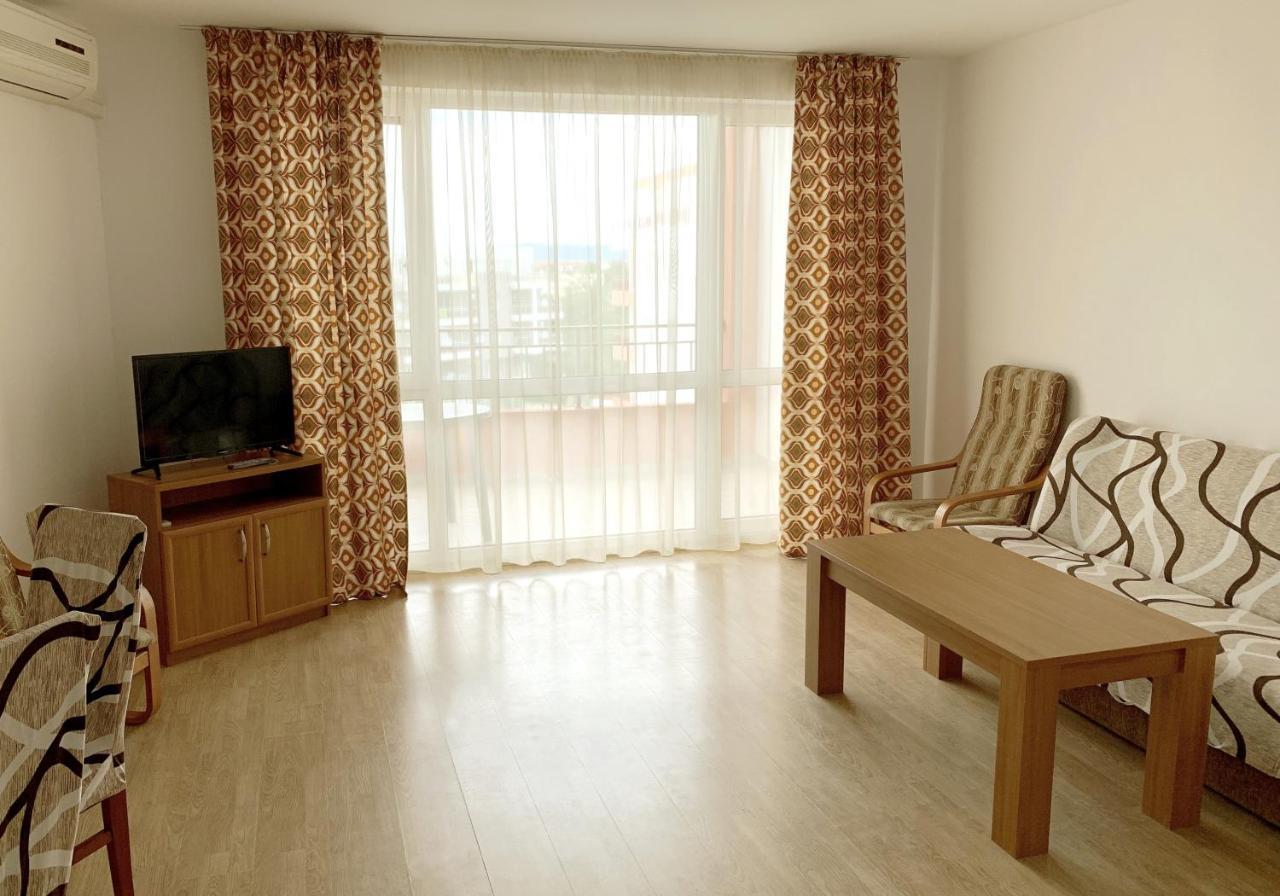 Riviera Fort Beach Apartments By Kalina Resort, Ravda Exterior foto