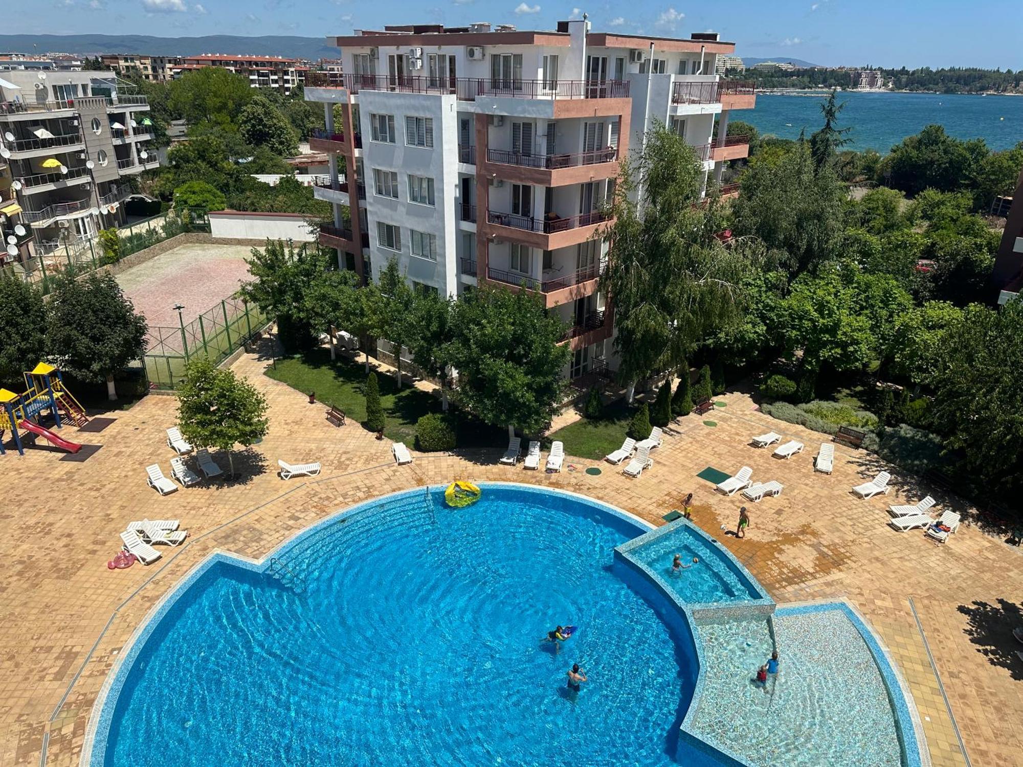Riviera Fort Beach Apartments By Kalina Resort, Ravda Exterior foto